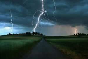 Що таке гроза